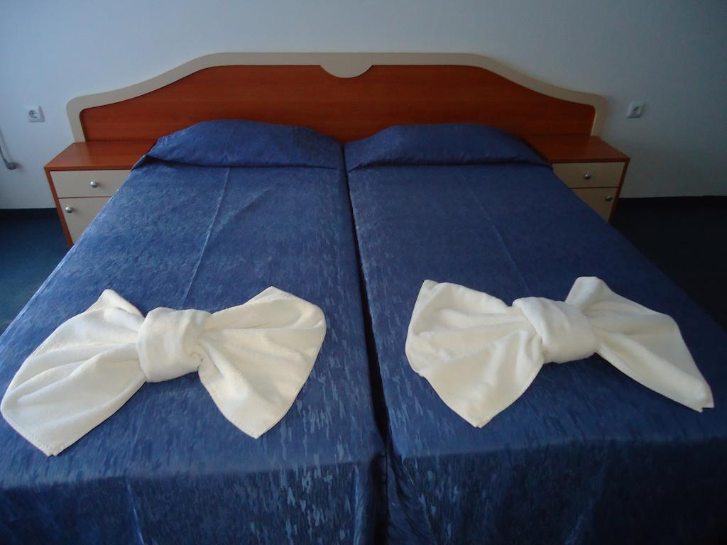 Pension Ruskovi Guesthouse Ravda Szoba fotó
